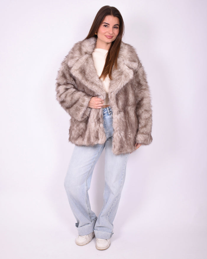 faux fur coat beige